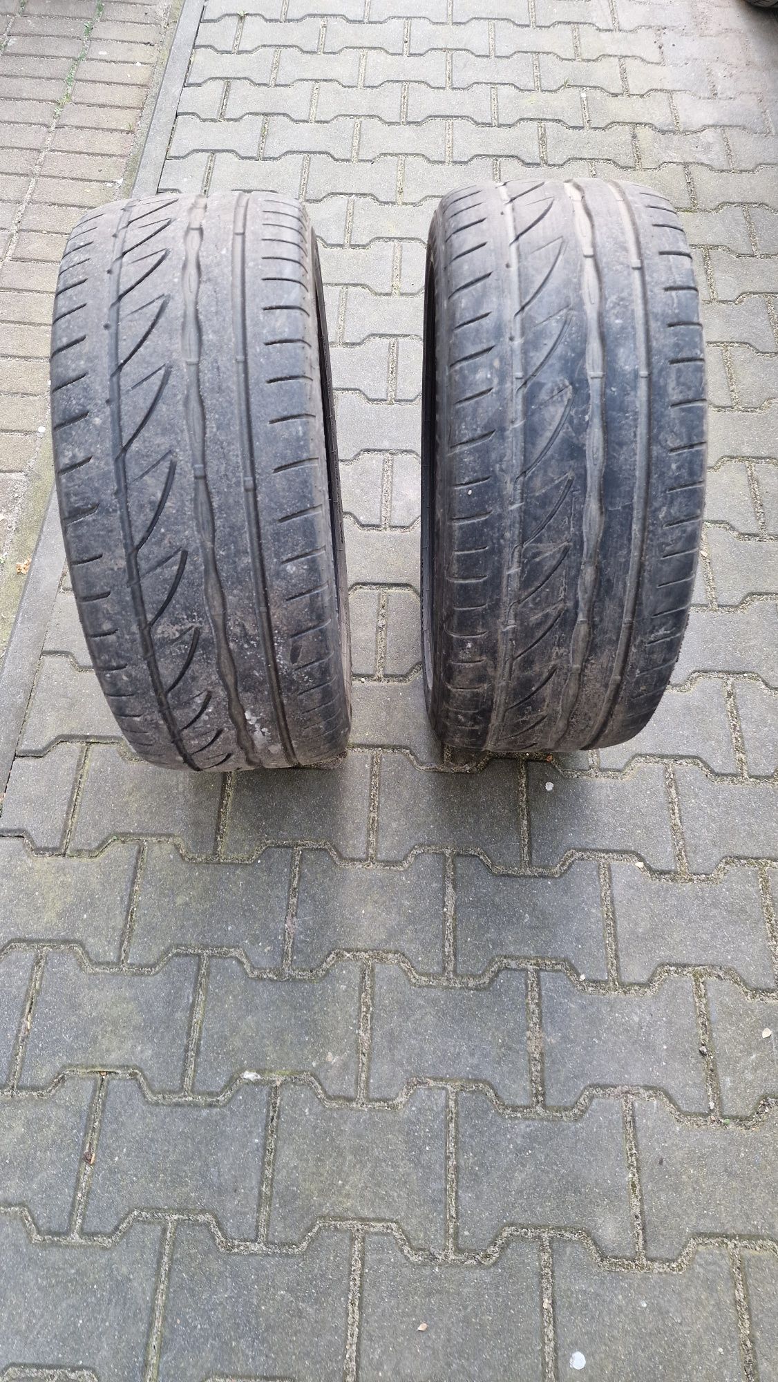 2x Opony letnie Bridgestone Potenza 235 45 r17