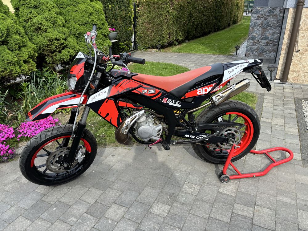 Aprilia sx supermoto 2015 airsal 9tys km derbi senda rieju  yamaha dt