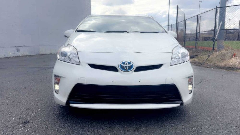 Toyota Prius Persona Series      2015