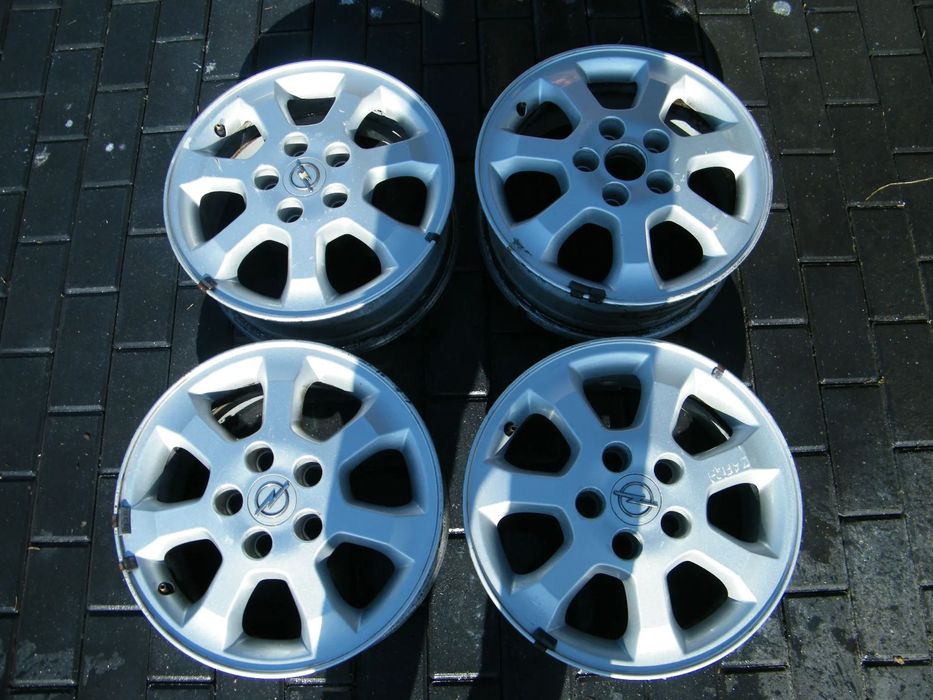 Felgi aluminiowe alufelgi komplet 5x110 ET43/ 6J x 15 otwór 64