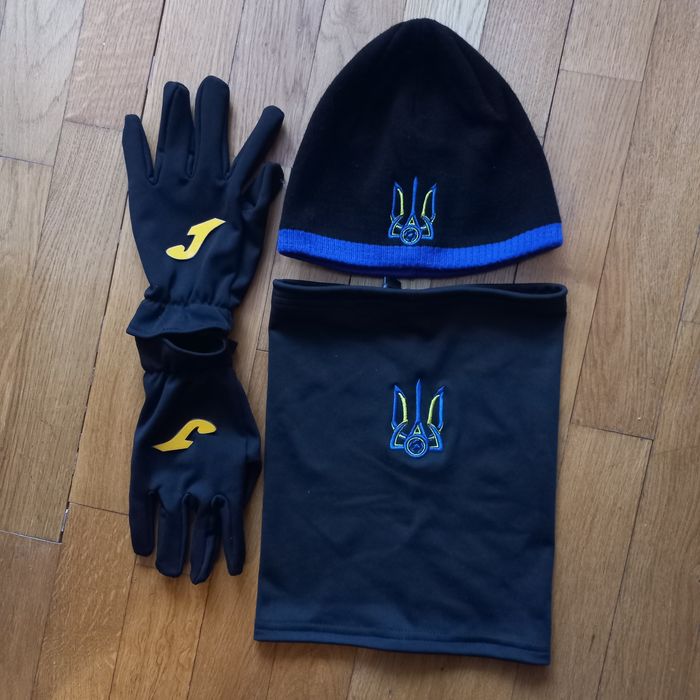 Реал Манчестер Арсенал набори Шапка баф рукавички зимові комплекти