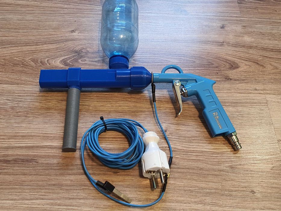 Pistolet do malowania proszkowego z rączką