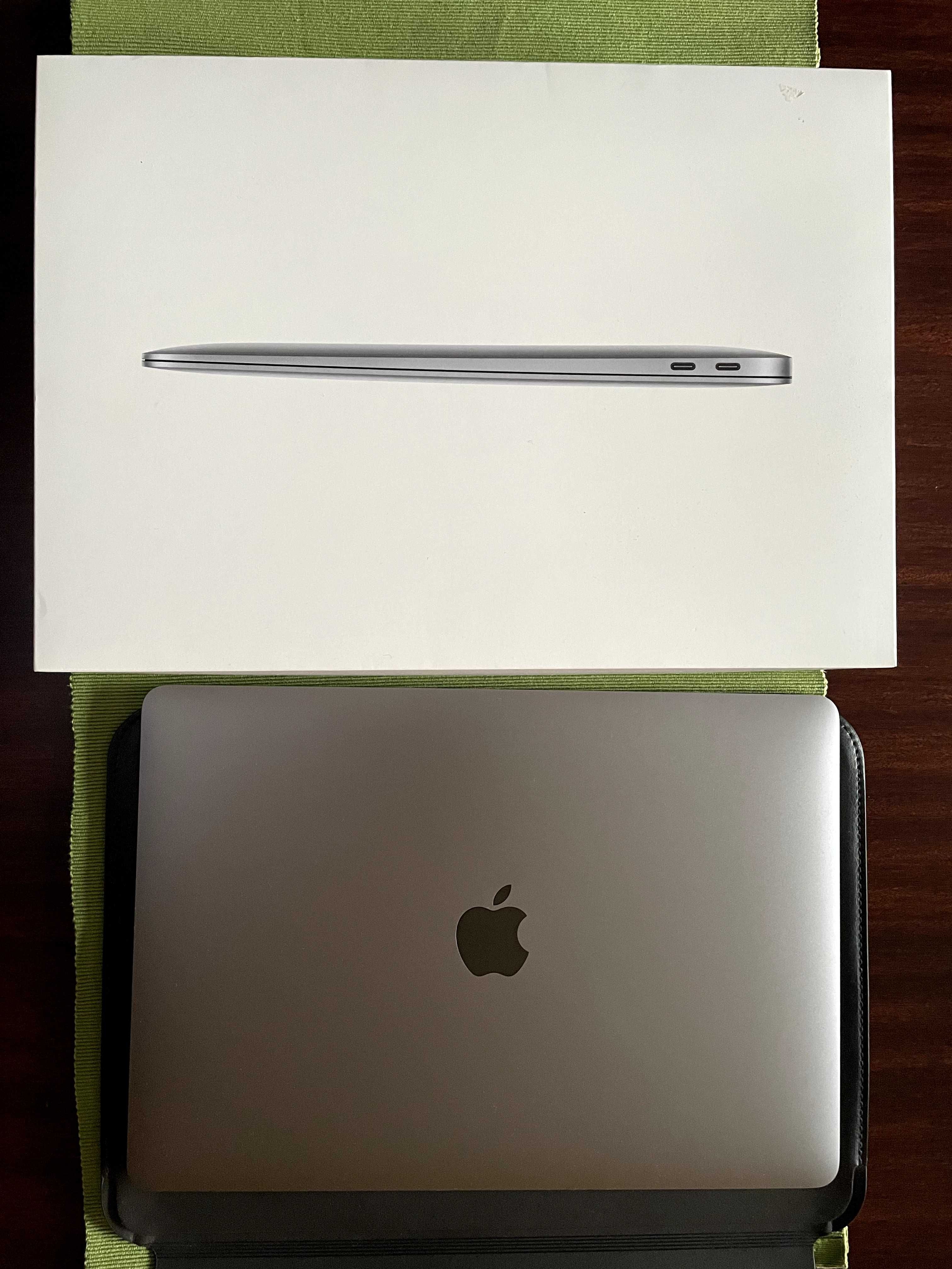 Apple MacBook Air M1 Chip 13"/256 Space Gray