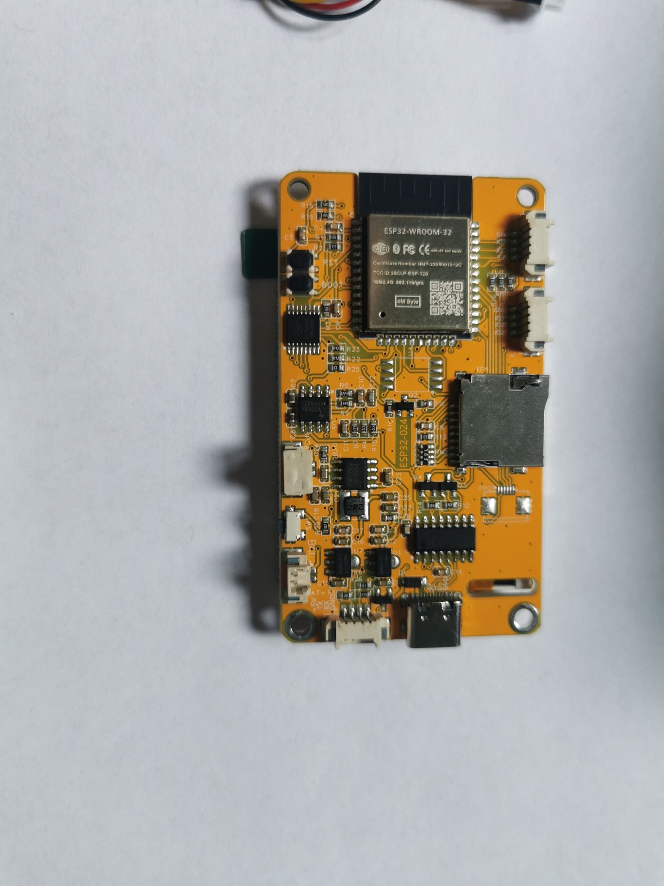 ESP32 CYD + wgrane oprogramowanie Bruce