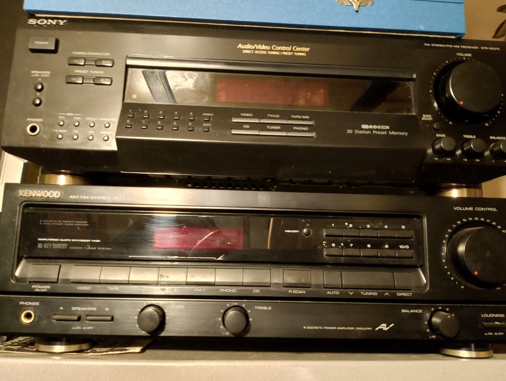 Amplituner Sony i Kenwood