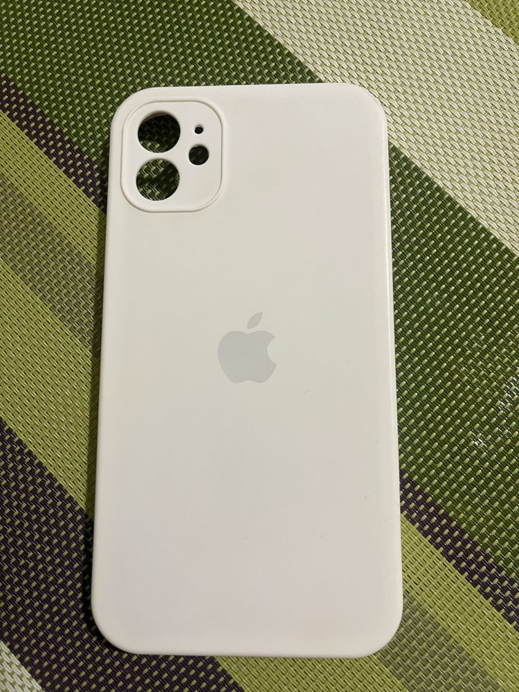 Продам чохли на iphone 11