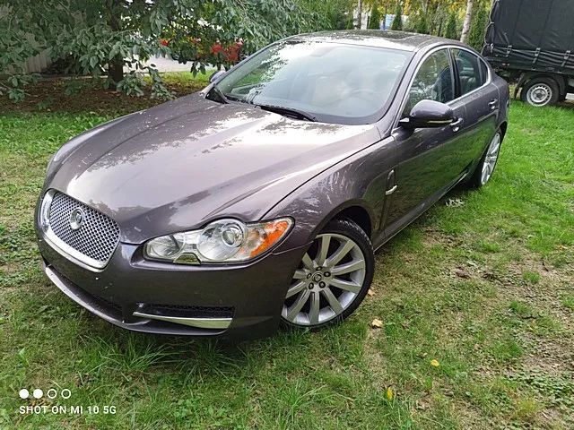 Jaguar XF Bezwypadkowy