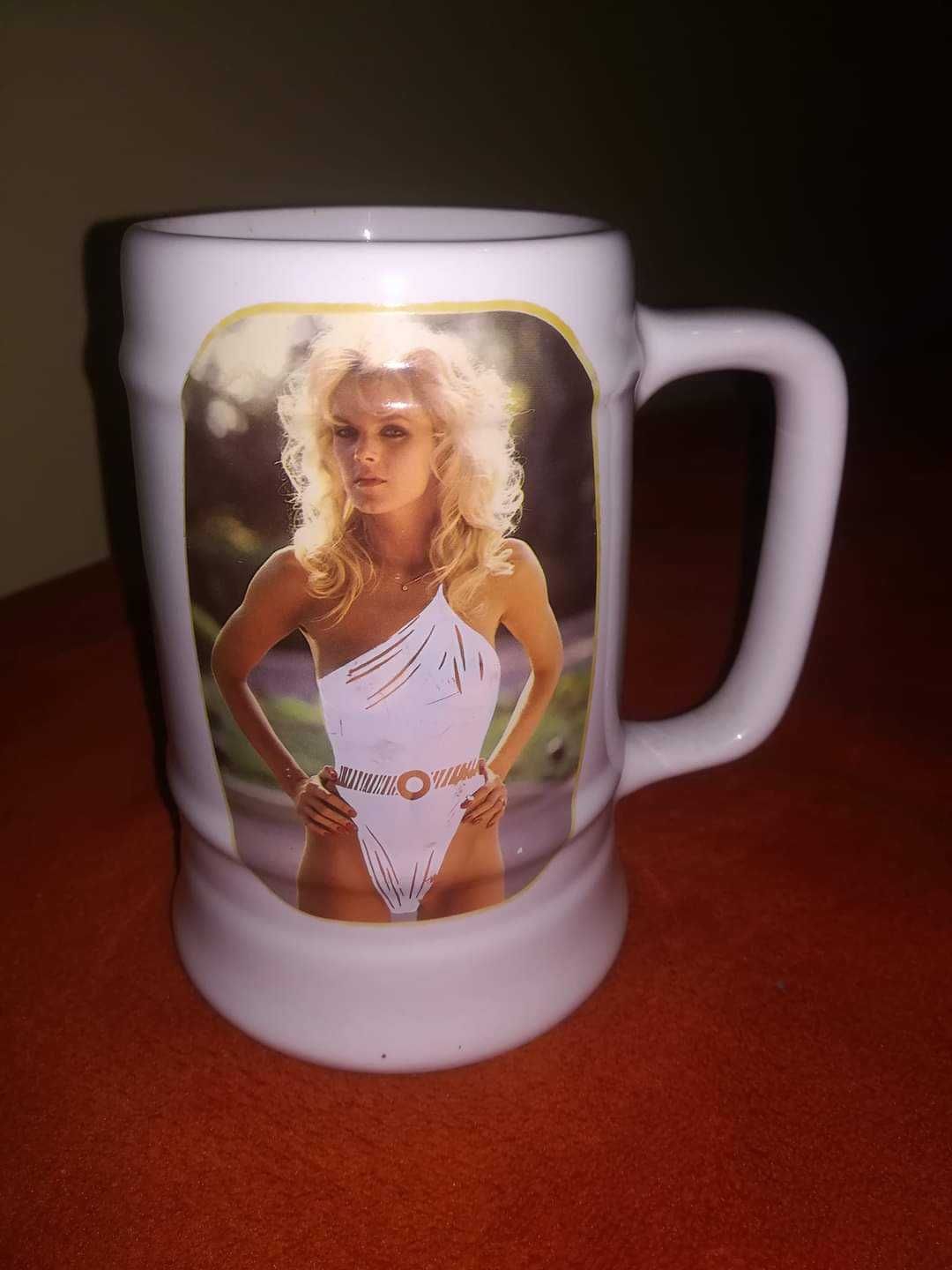 Caneca Erótica antiga