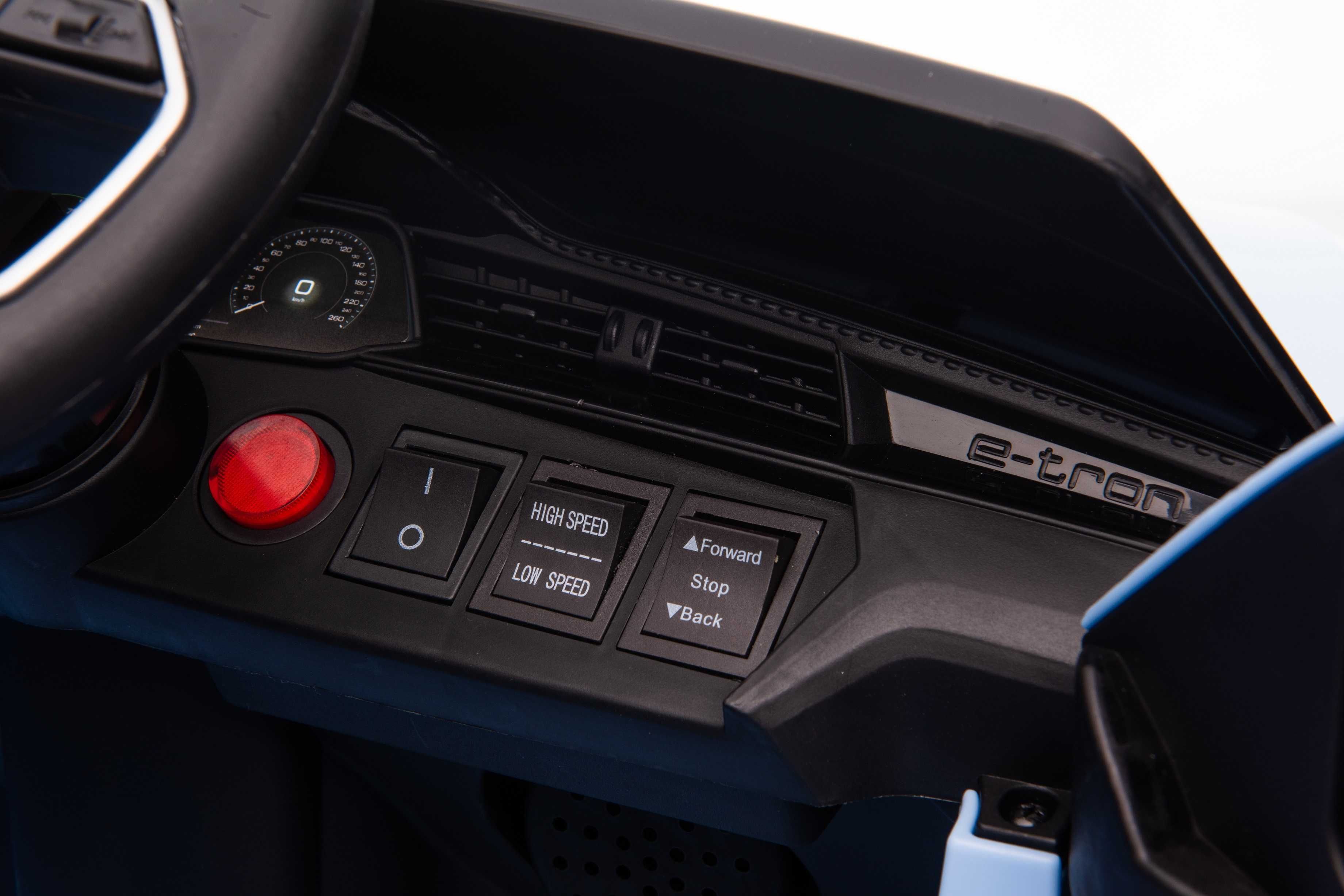 Auto na akumulator Audi e-tron 4x4 180 Watt S-line
