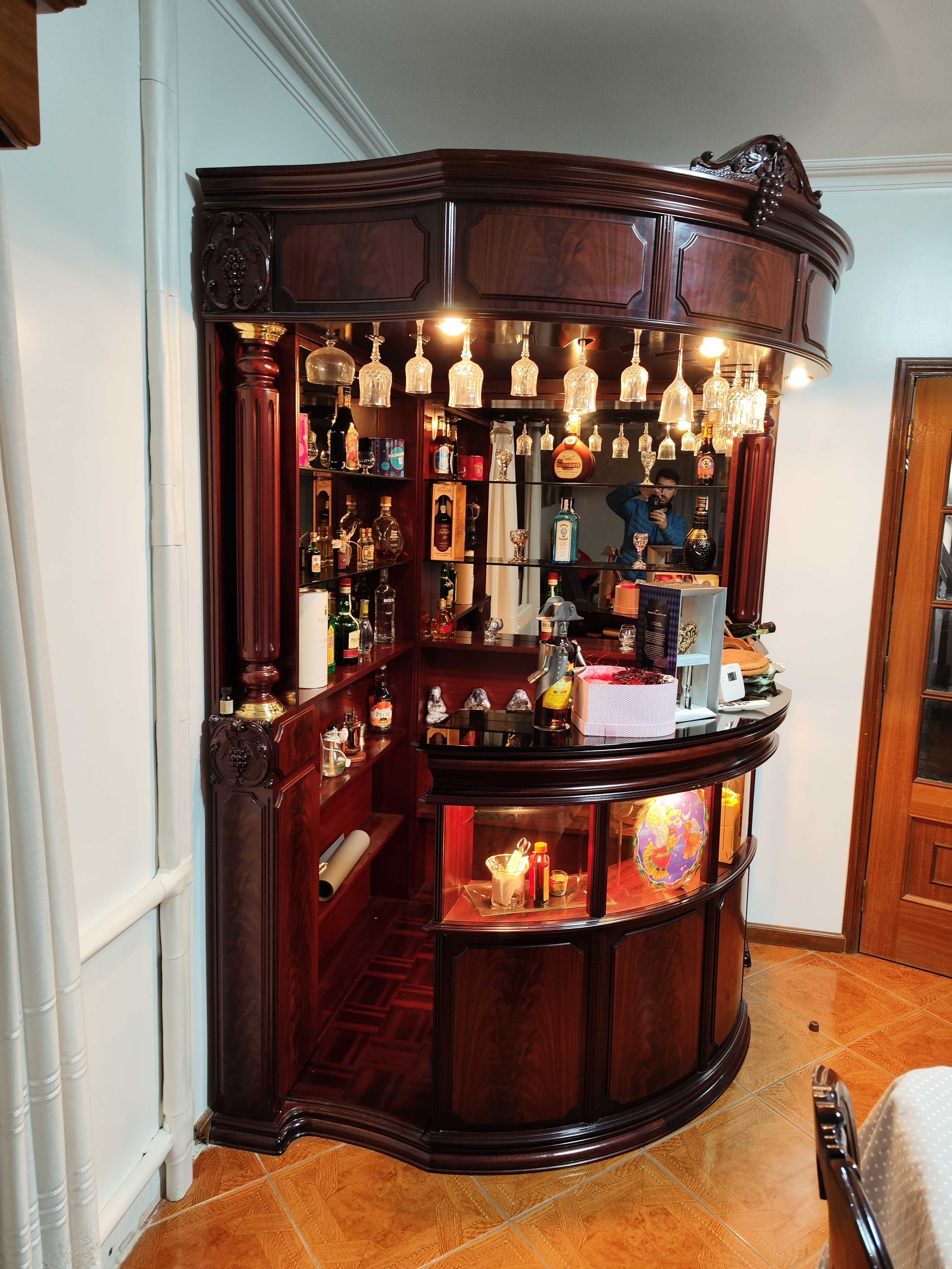 Bar de sala  madeira