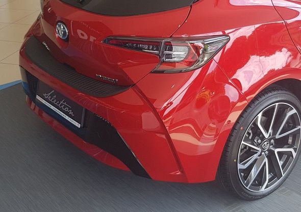 Listwa zderzaka nakładka na zderzak Toyota Auris, Camry, Corolla