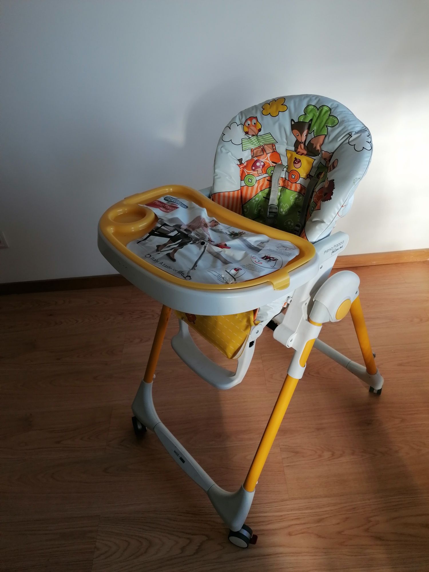 Cadeira de alimentação bebe