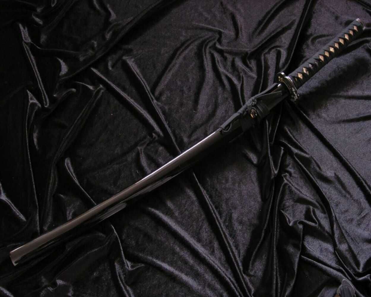 wspaniała katana O Nietypowym OSTRZU - DAMAST + STOJAK TR-026