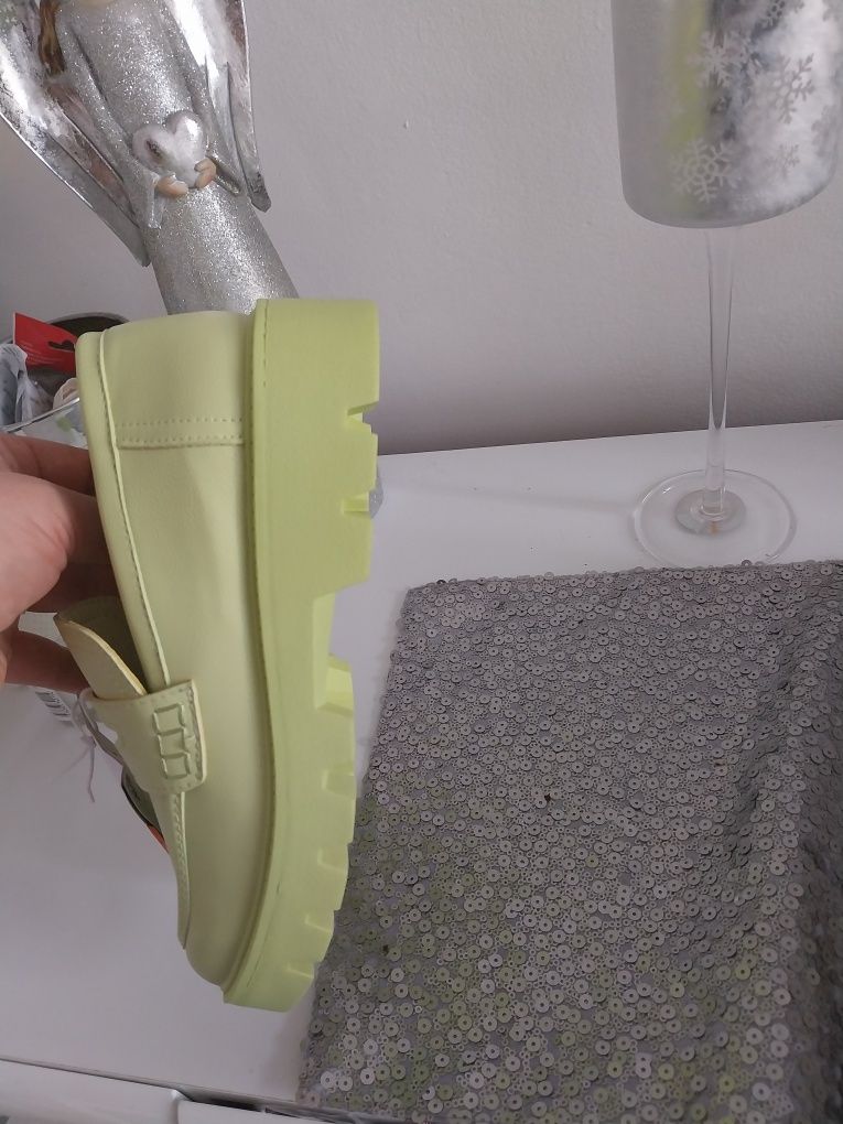 Buty mokasyny Sinsay rozmiar 36