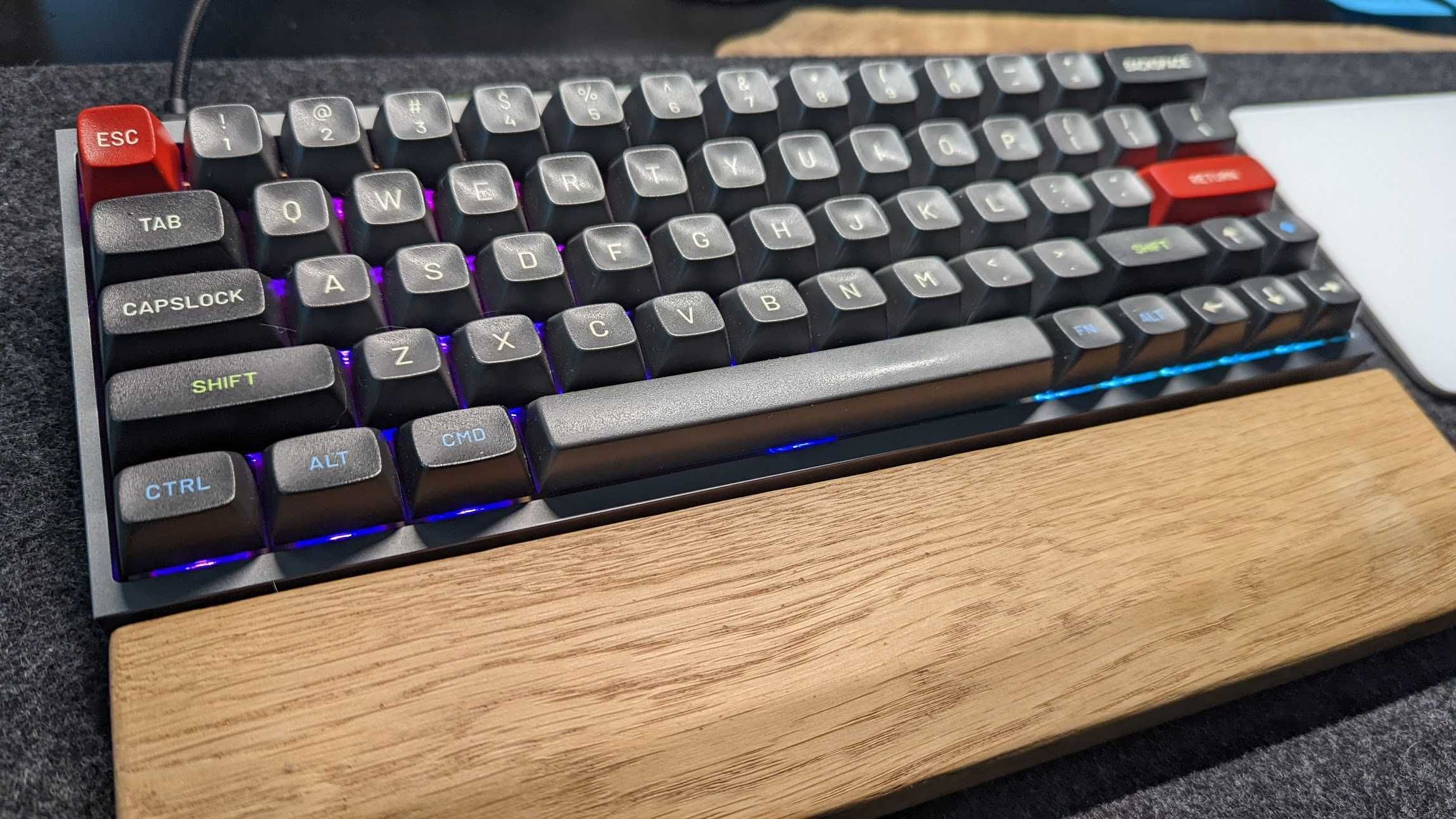 Klawiatura mechaniczna Tofu60 DZ60RGB V2 + Zealio 67g + MT3 Susuwatari
