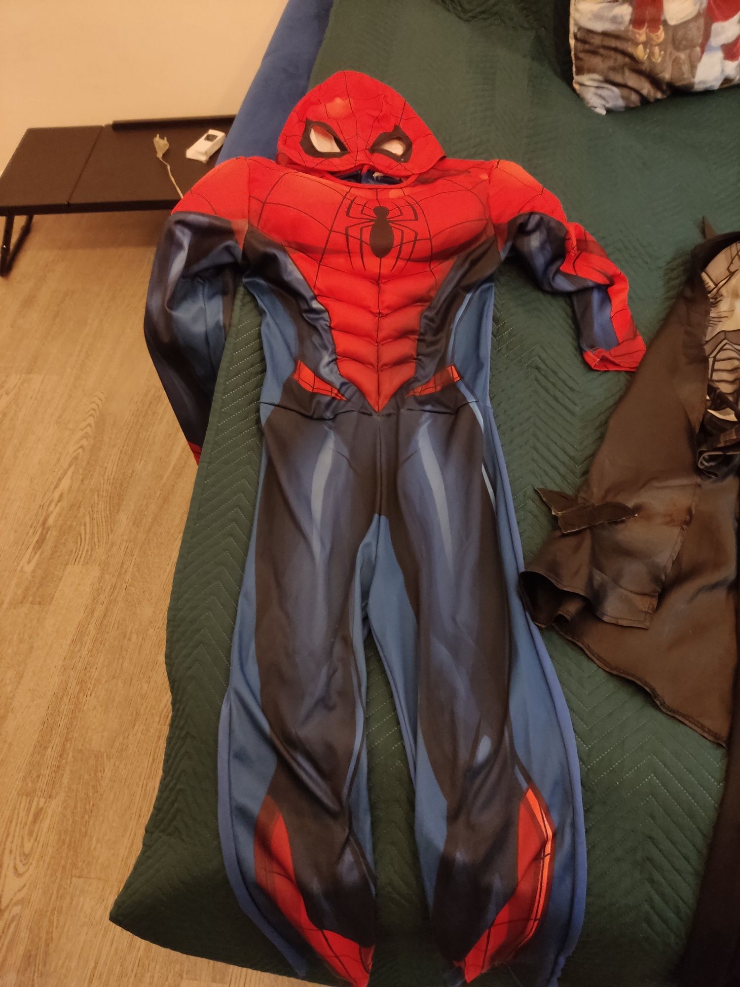 Карнавальний 3d  костюм Spiderman  на 7-8 років