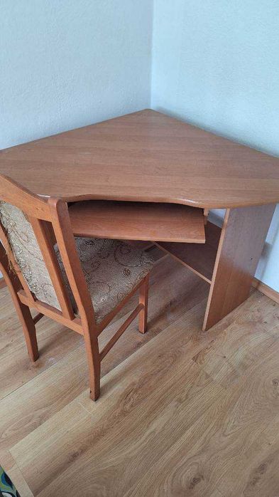 biurko dla studenta, do biura