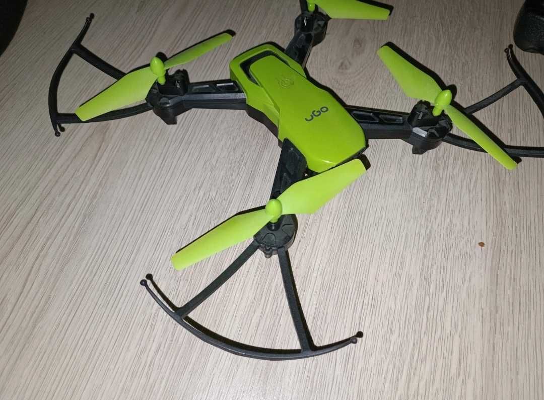 Dron ugo mistral 3.0