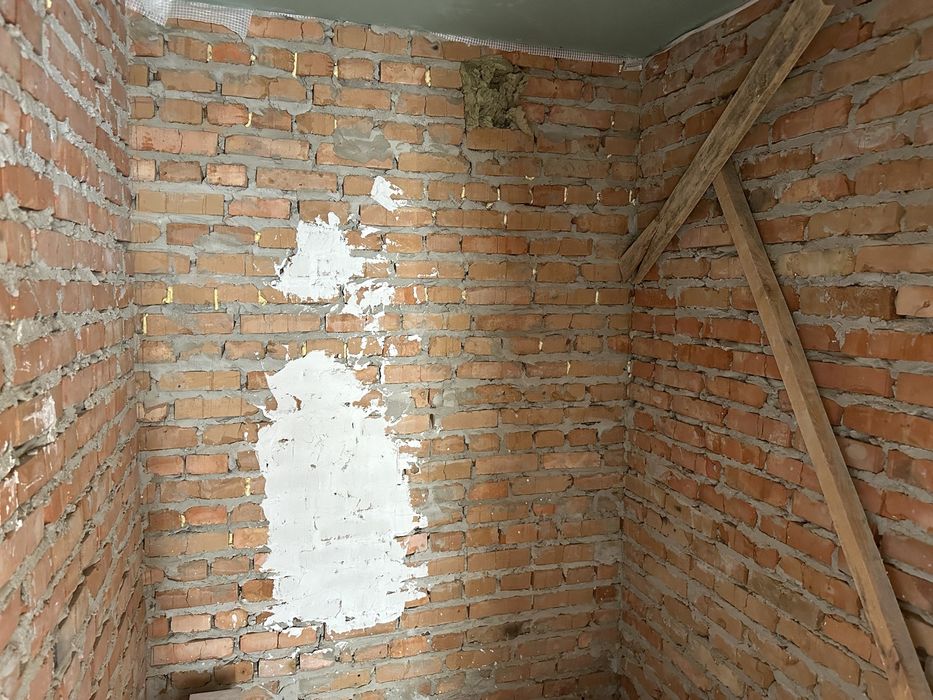 Продається затишний котедж в Кленовому гаю.