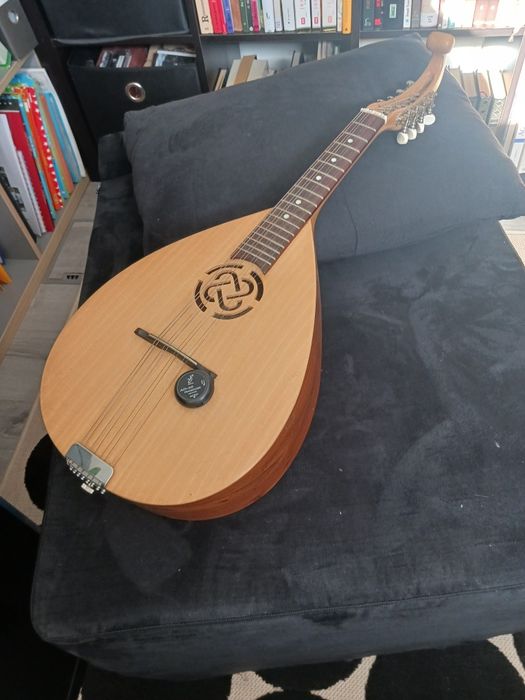 Bandolim tipo medieval de António Faria