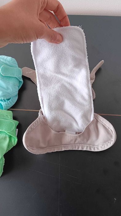 8 fraldas recém-nascido reutilizáveis como novas, inclui absorventes