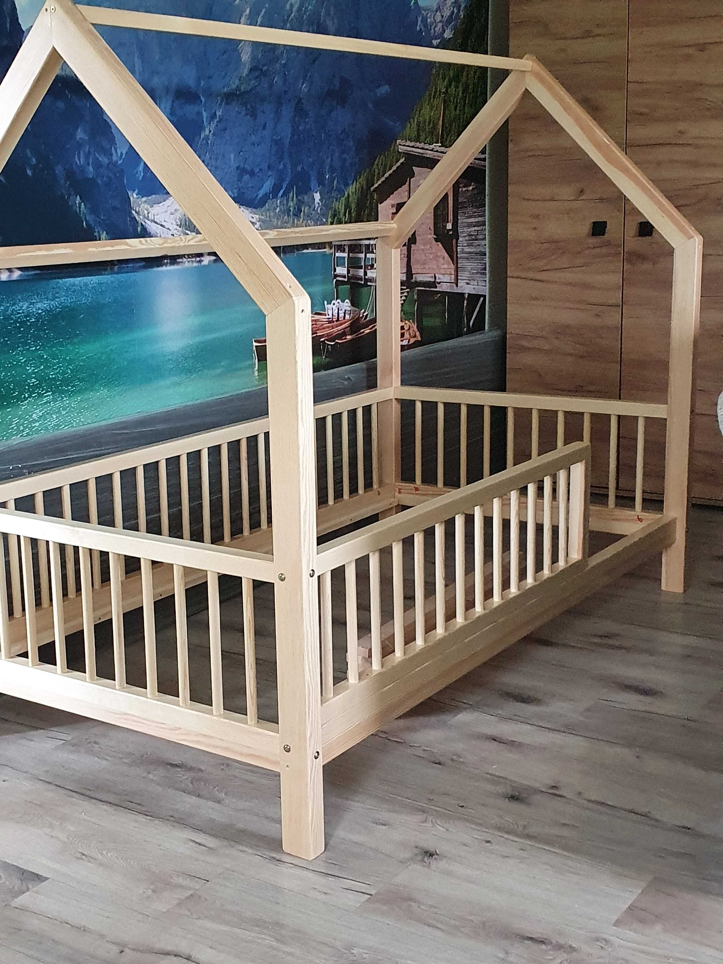Łóżko dziecięce domek drewniane