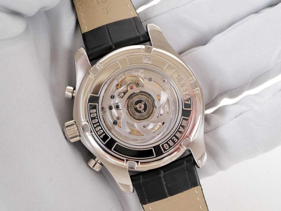 Carl F. Bucherer Manero CentralChrono 42mm