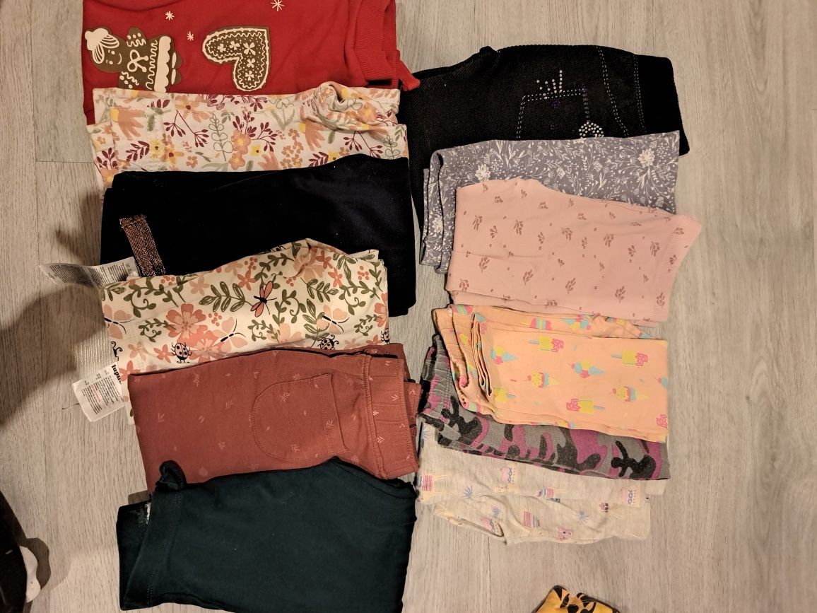Paka zestaw ubranek 92 bluzeczki legginsy sukienki bluzy