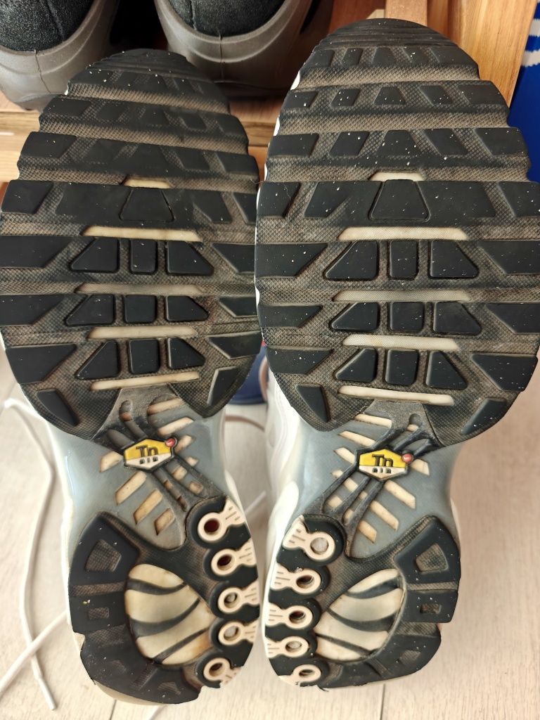Кросівки оригінал, 46розмір,б/у Nike Air Max Plus Tn,30см.устілка