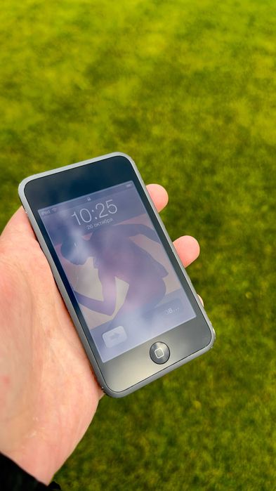 iPod Touch 1st-Gen | iOS 1 !!! | 8 GB