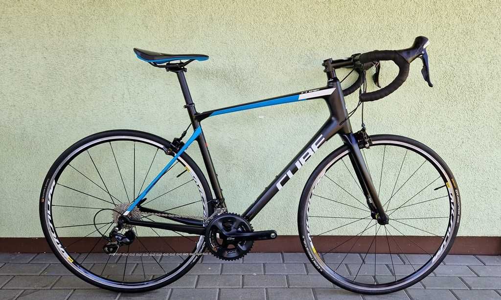 CUBE attain PRO sh 105 2x11s  ful CARBON szosa endurance