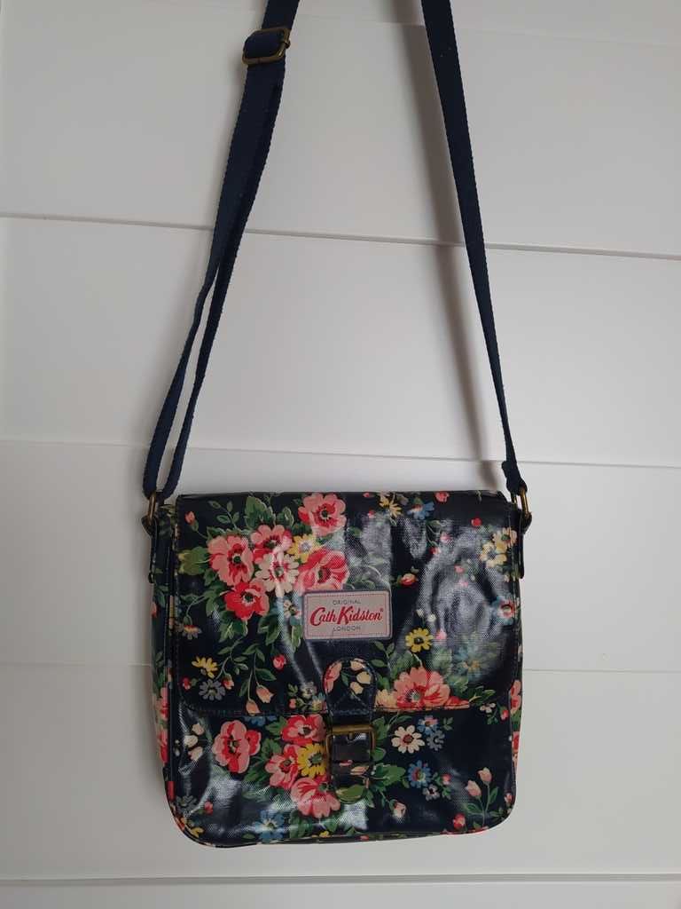 Torebka Cath Kidston, listonoszka, torebka w kwiaty