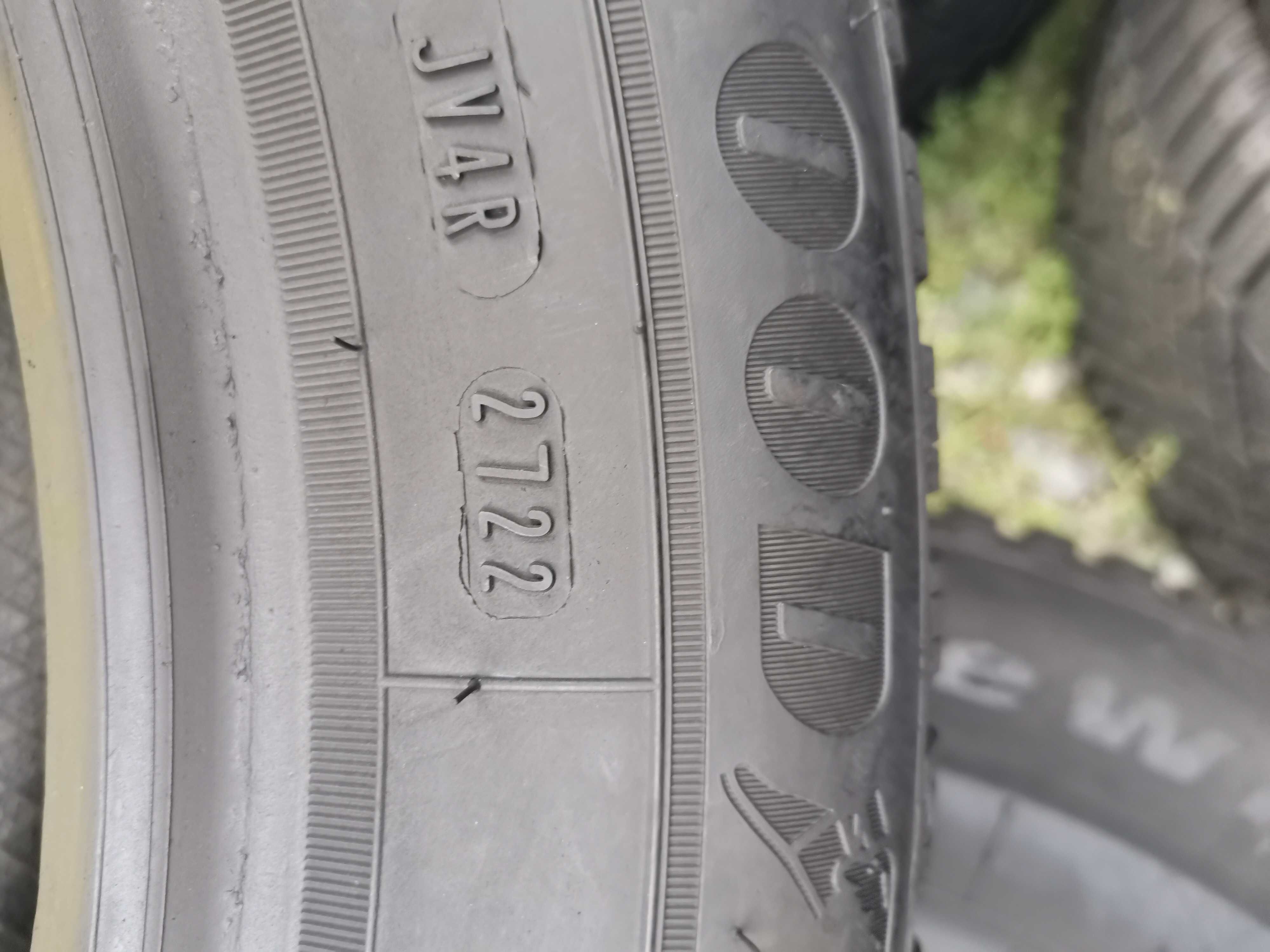 zima Goodyear 205/55/16 z 2022r 8mm 2szt