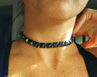 naszyjnik choker piramidki czarny metal goth rock unisex obroża