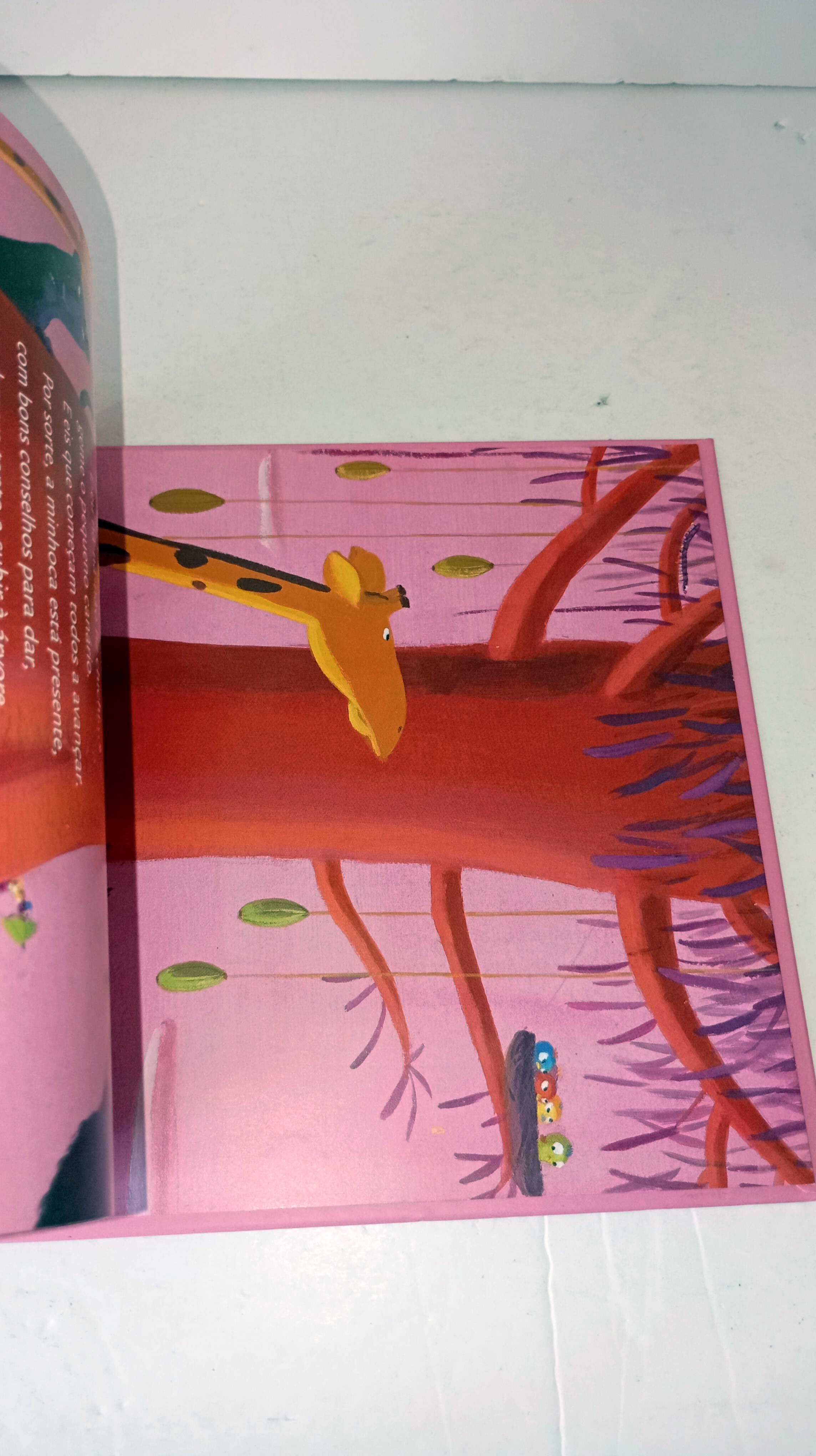 O Canário que fazia Chichi no Ninho