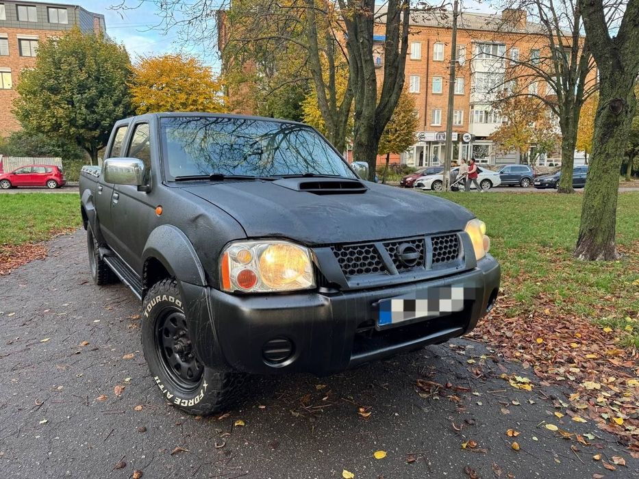 Продам пікап Nissan Navara NP300 D22