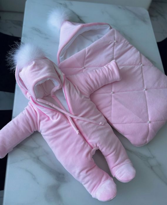 Комбінезон конверт на виписку для дівчинки