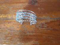 Pulseira metal e azul