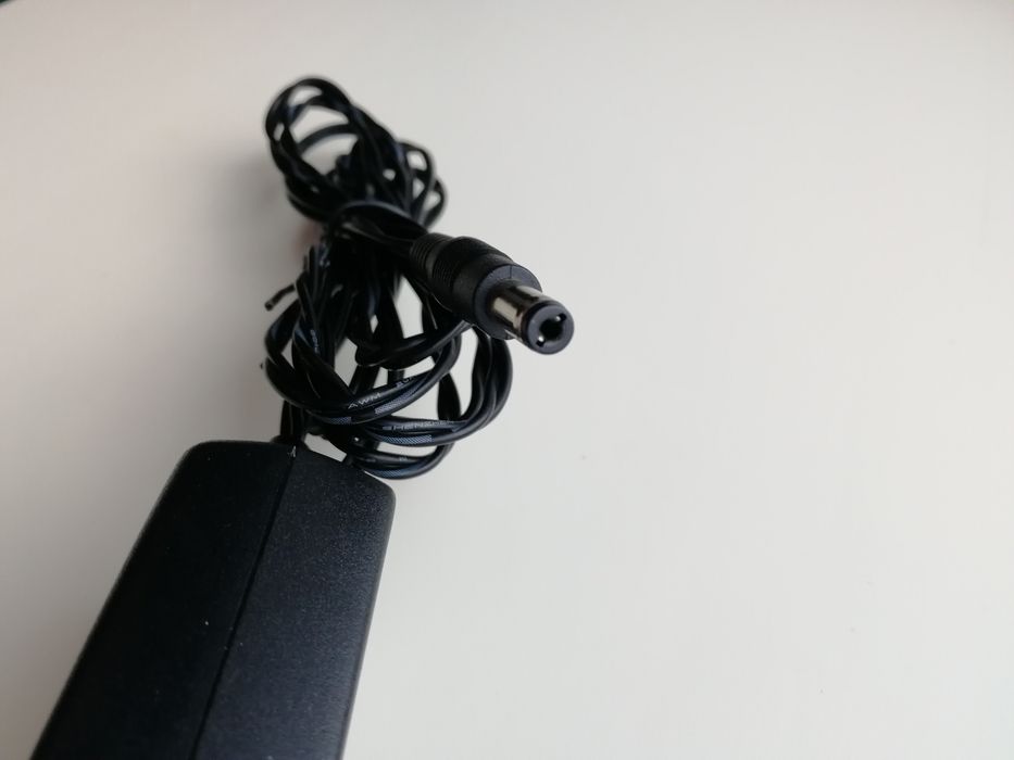 Блок питания (живлення) 12V