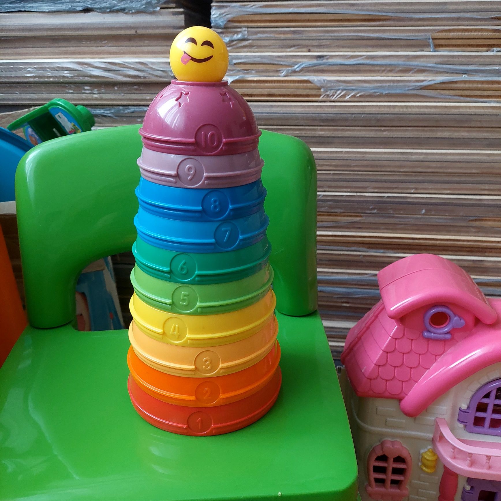 Fisher price бумбокс  пірамідка