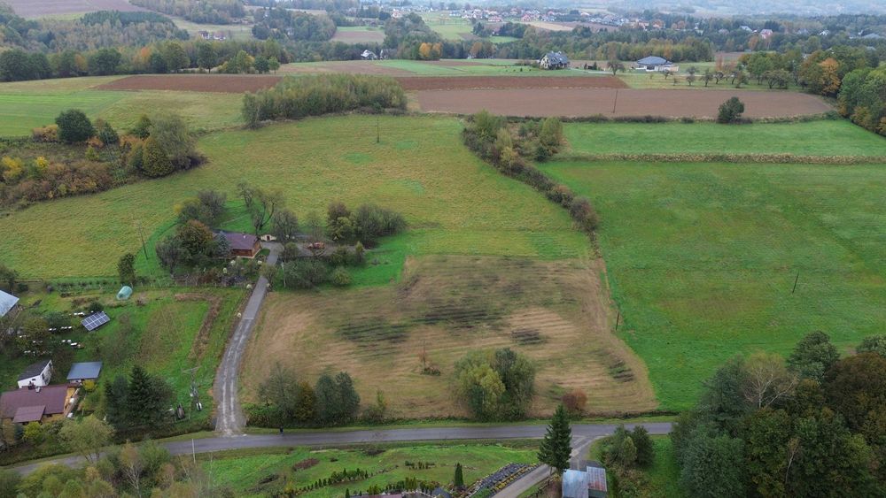 Działka budowlana z WZ-ką w bardzo spokojnej okolicy