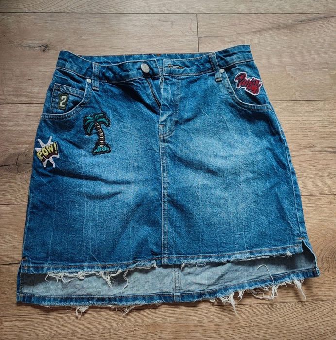 38 spódnica jeansowa jeans szarpana naszywki