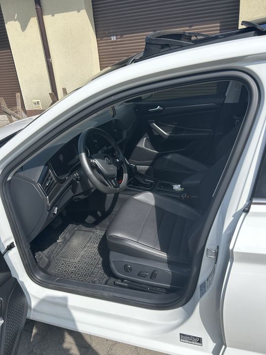 Volkswagen Jetta mk 7 sel