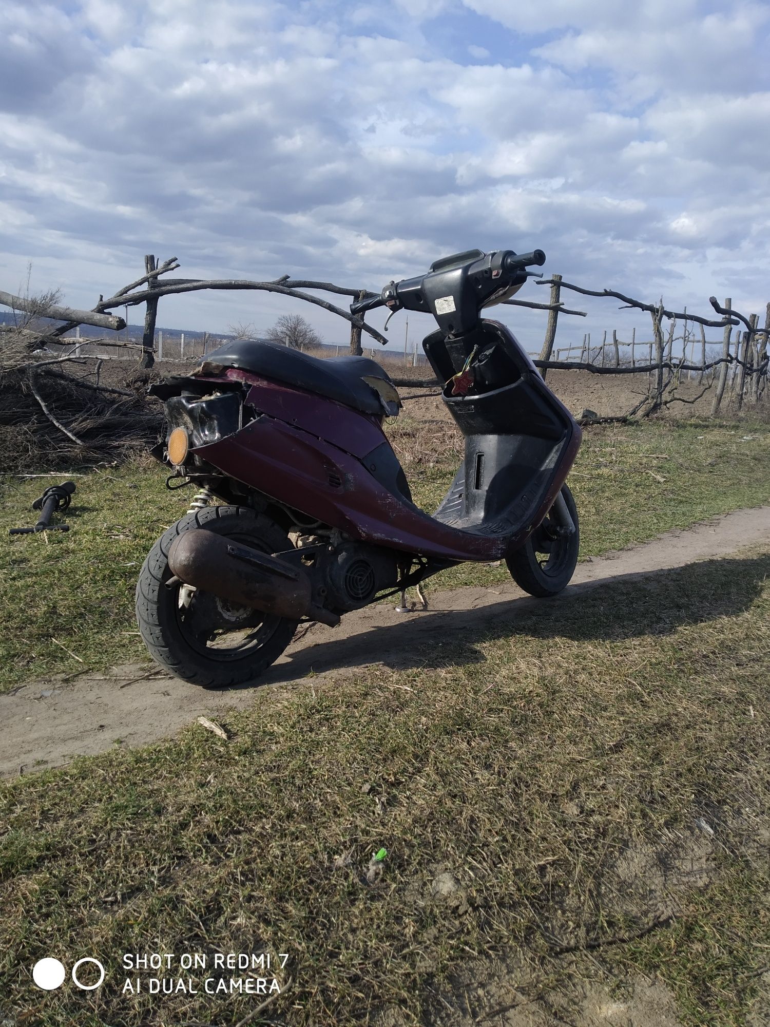 Продам скутер yamaha СРОЧНО