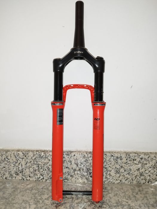 Garfo MTB Rock Shox Sid (como novo)