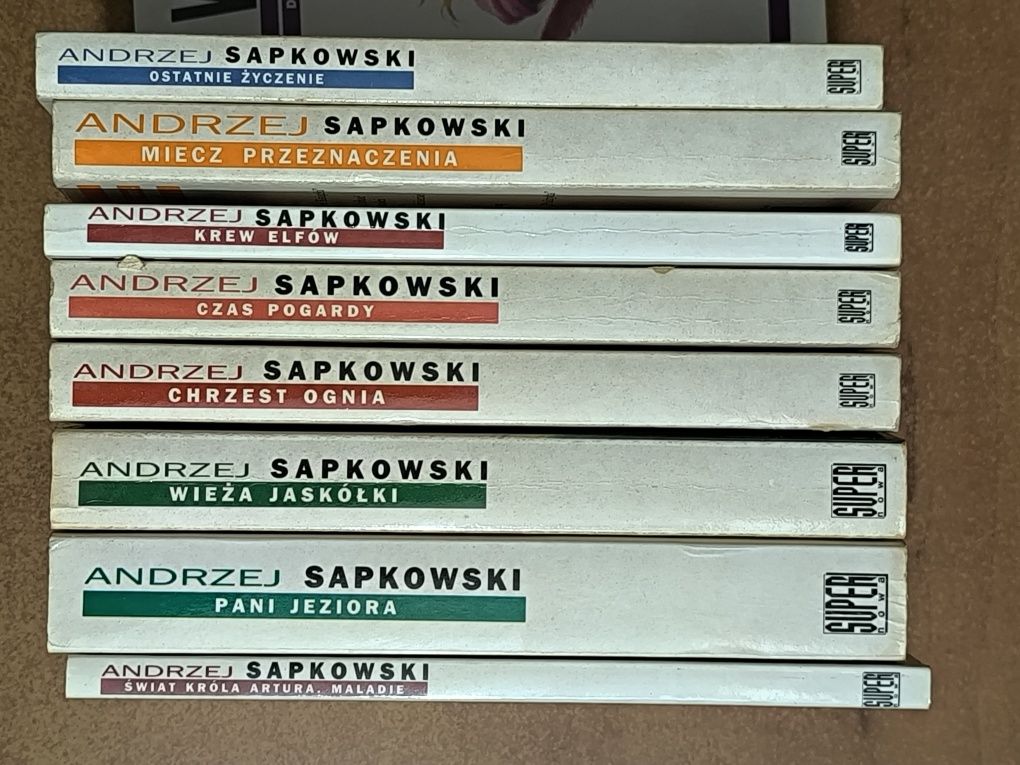 Wiedźmin Sapkowski 8 tomów komplet 1999 r