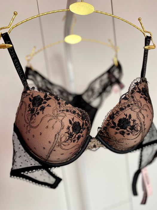Бюстгальтер Victoria’s Secret
