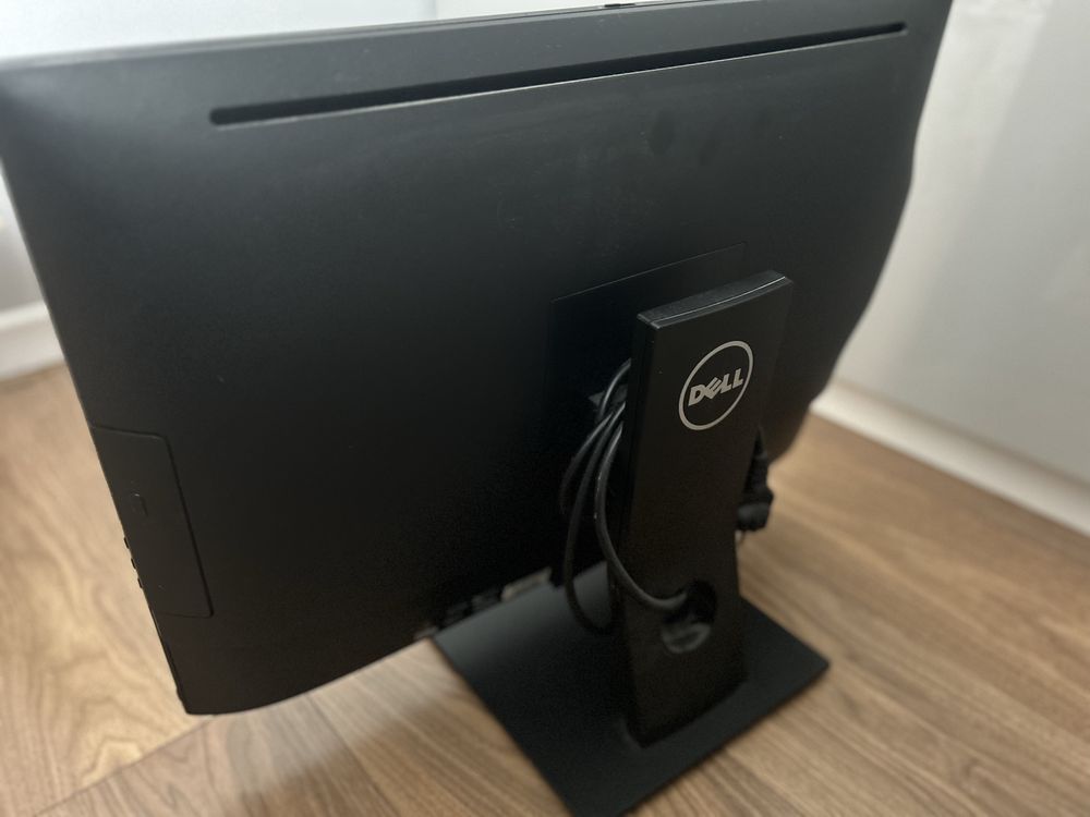 Komputer All in One Dell 24 cale