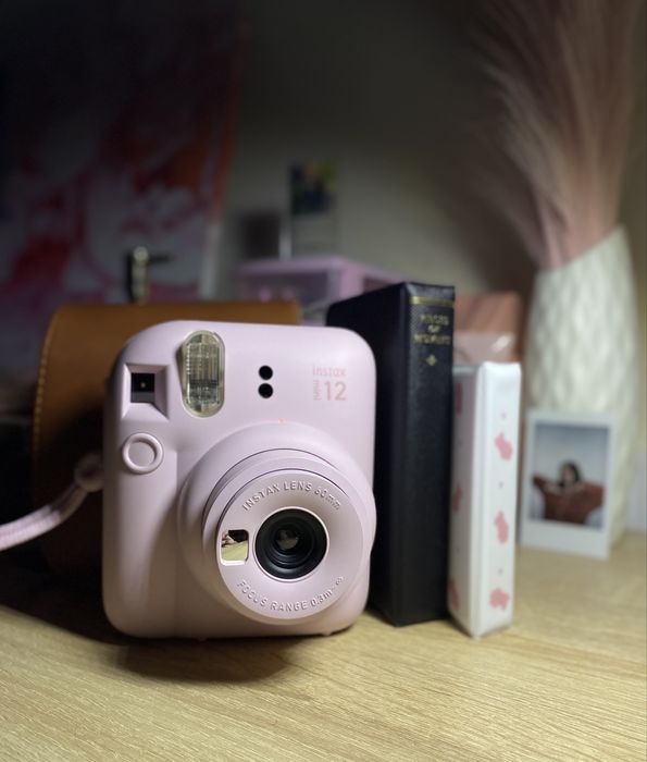 Камера миттєвого друку Fugifilm INSTAX mini 12 + ПОДАРУНОК