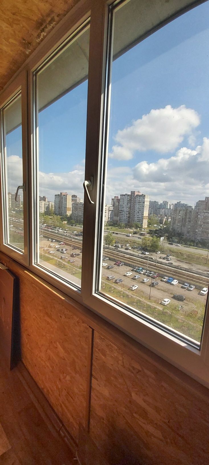 Продажа 1-кімнатної квартири в Деснянському р-ні на масиві Троєщина